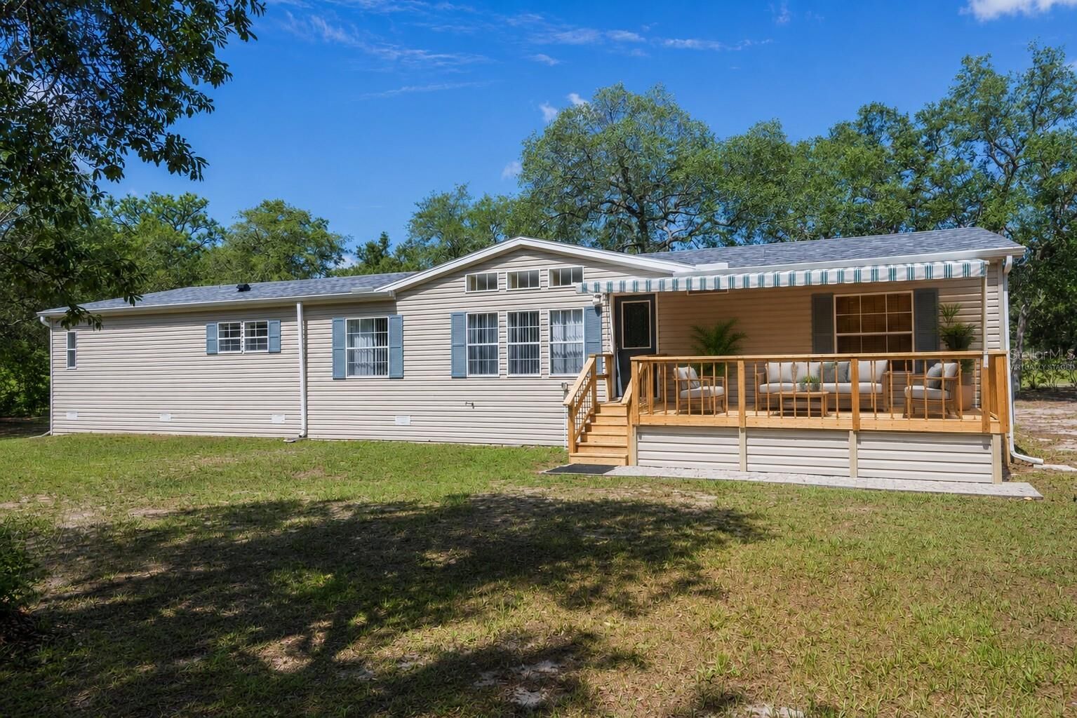 Property Photo:  14221 Hurricane Drive  FL 34614 
