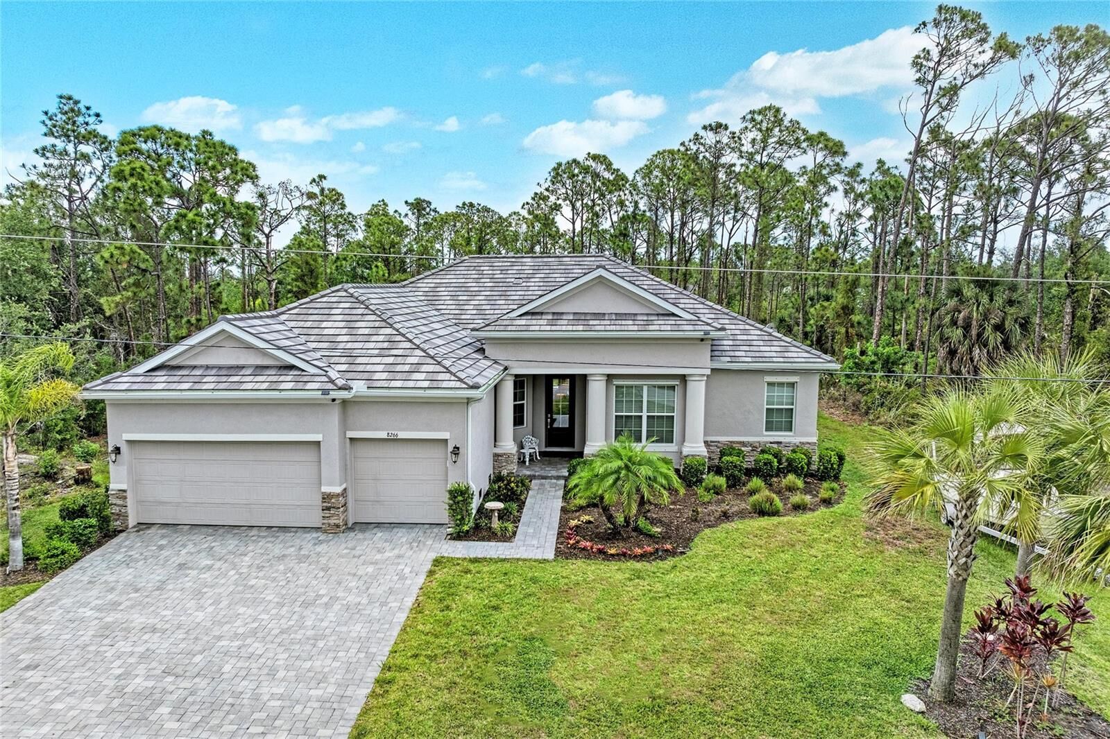 Property Photo:  8266 Matecumbe Road  FL 33981 