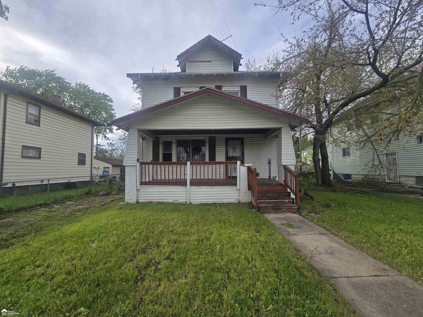 Property Photo:  124 W Rankin Street  MI 48505 