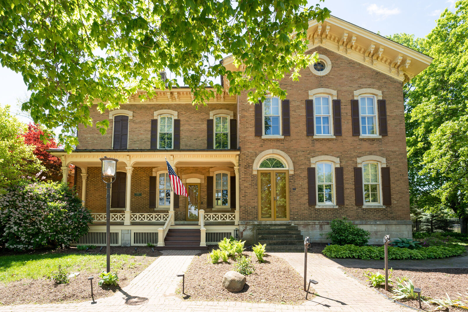 Property Photo:  1542 Plainfield Road  IL 60543 