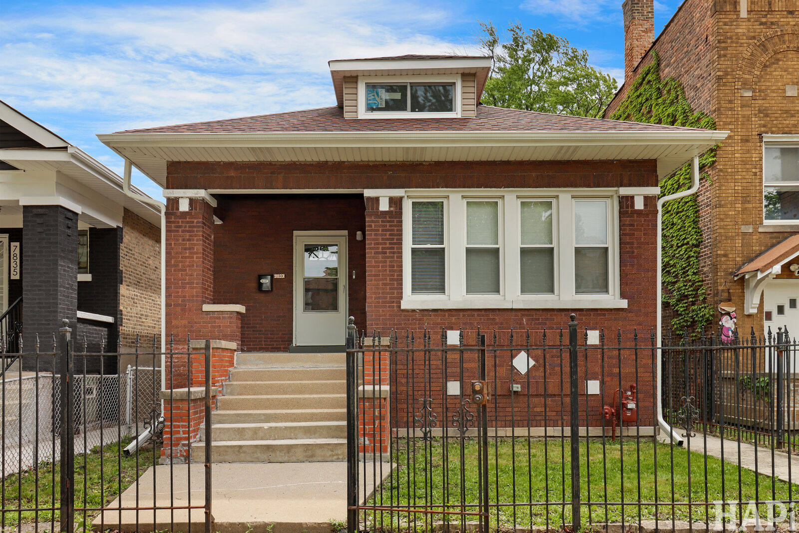 Property Photo:  7837 S Laflin Street  IL 60620 