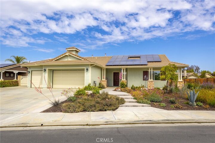 Property Photo:  41717 Mesquite Lane  CA 92562 