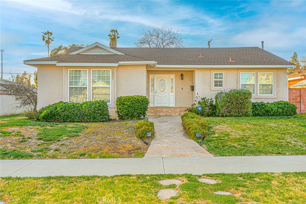 Property Photo:  10937 McLennan Avenue  CA 91344 