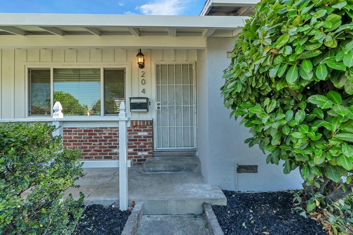 Property Photo:  204 Duncan Avenue  CA 95207 