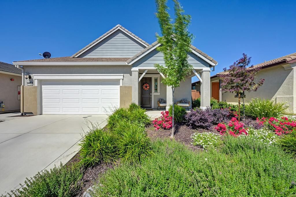Property Photo:  8939 Cerro Vista Drive  CA 95762 