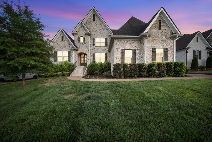 Property Photo:  5005 Wallaby Dr  TN 37174 