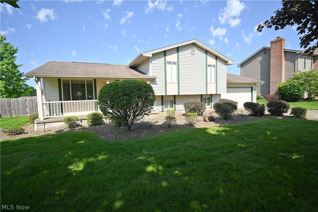 Property Photo: 3608 Meander Reserve Circle OH 44406