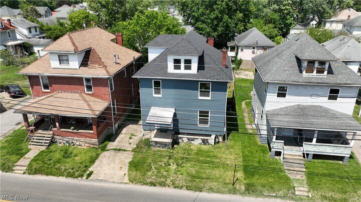Property Photo:  1425 23rd Street  WV 26101 
