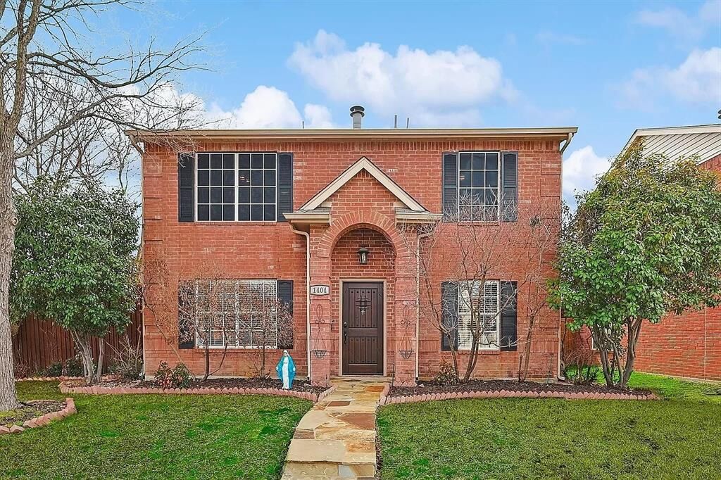 Property Photo: 1404 Ross Drive TX 75067
