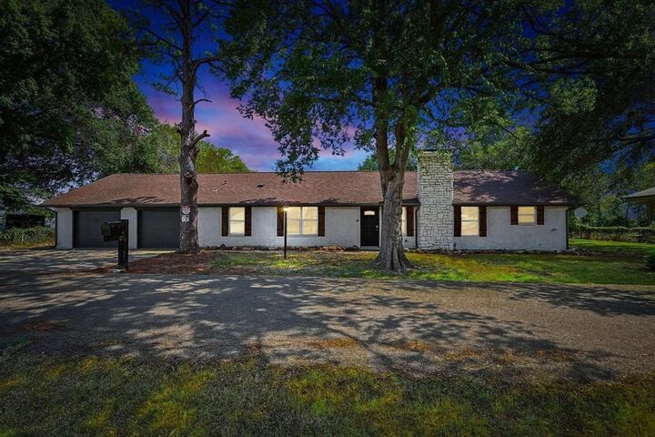 Property Photo:  9884 Cherokee Trail  TX 75474 