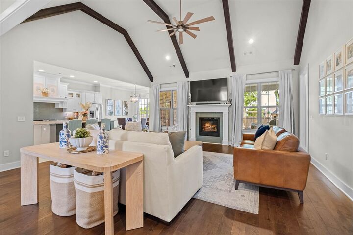 Property Photo: 1502 Ridgewood Avenue AR 72745
