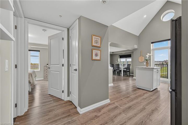 Property Photo:  778 Laurelwood Drive 701  ON N2V 0A8 