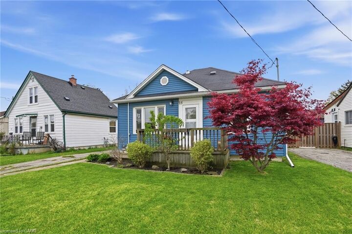 Property Photo:  15 Kirk Street  ON L2S 1B8 