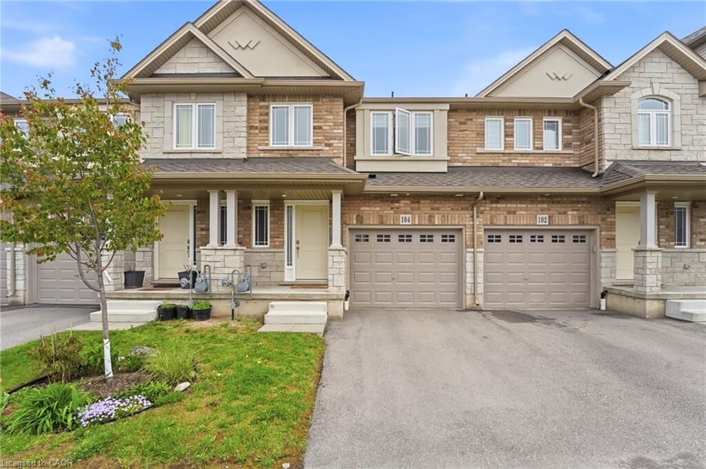 Property Photo: 104 Laguna Village Crescent ON L0R 1P0