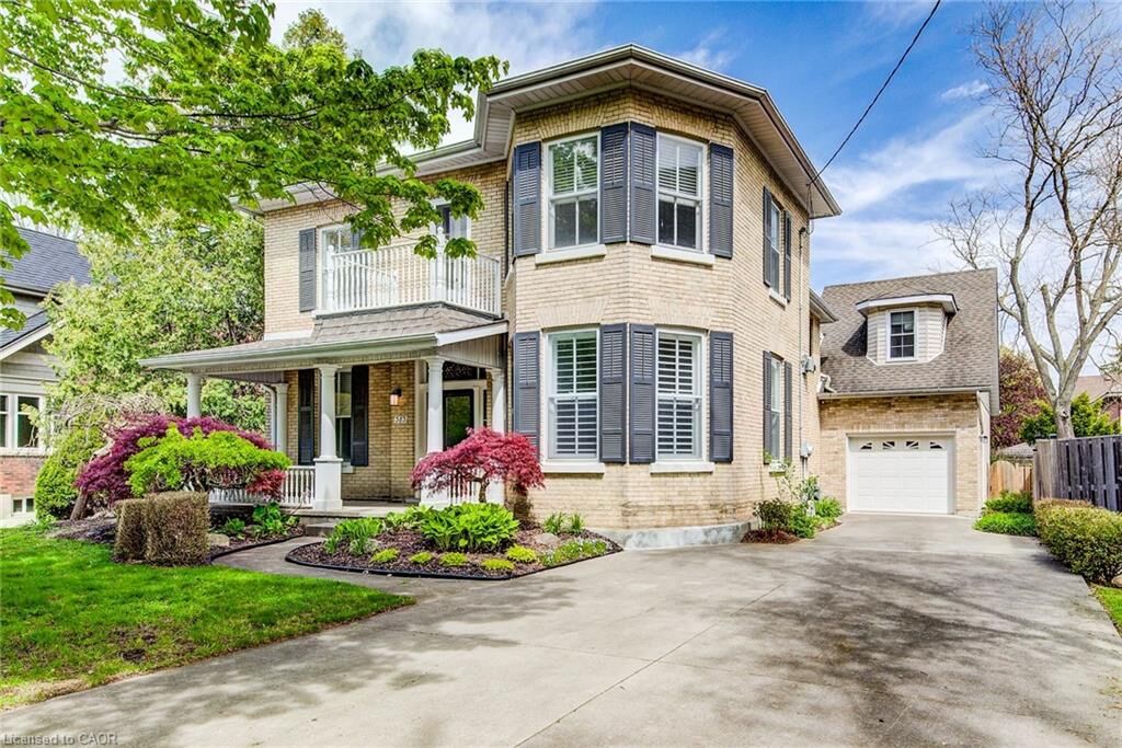 Property Photo:  383 Ingersoll Avenue  ON N4S 4X2 