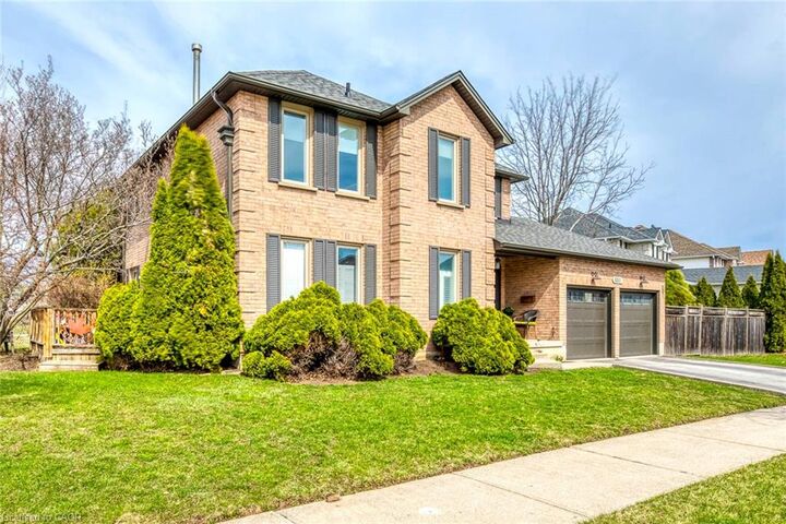 Property Photo:  3311 Springvale Court  ON L7M 3Y6 