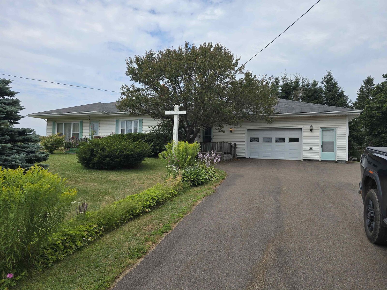Property Photo:  18746 Trans Canada Highway  PE C0A 1J0 