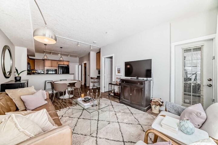 Property Photo:  60 Royal Oak Plaza NW 138  AB T3G 0A7 