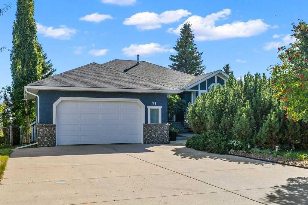Property Photo: 71 Green Meadow Drive AB T1P 1L3