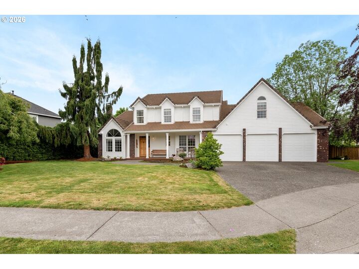 Property Photo:  2519 NW 24th Cir  WA 98607 