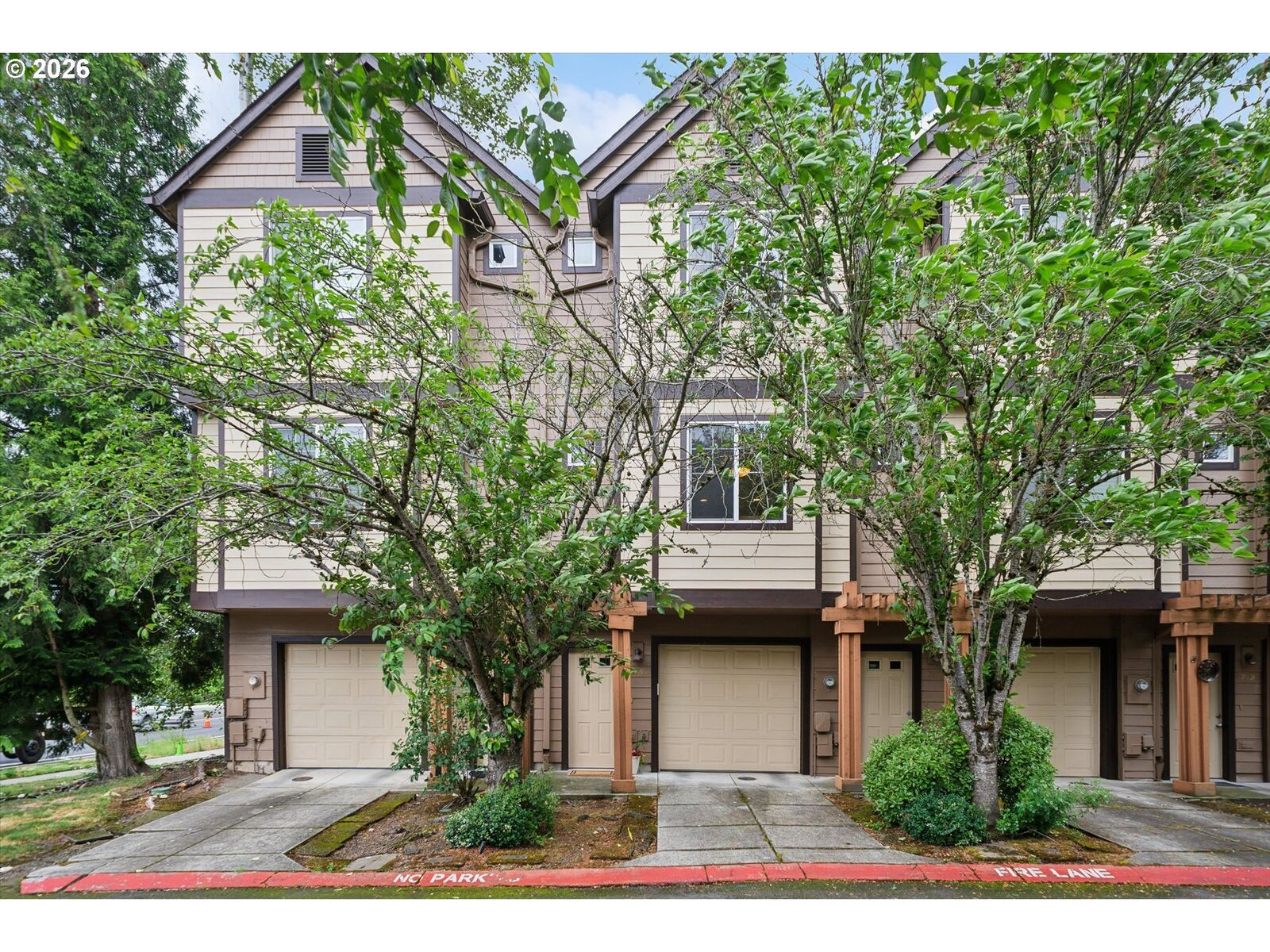 Property Photo: 775 SW Dillan Dr OR 97006