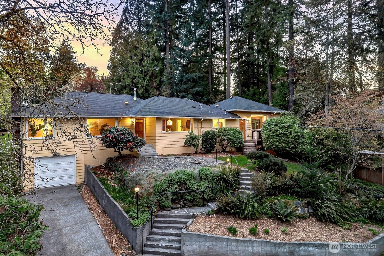 Property Photo:  2209 NE 177th Street  WA 98155 