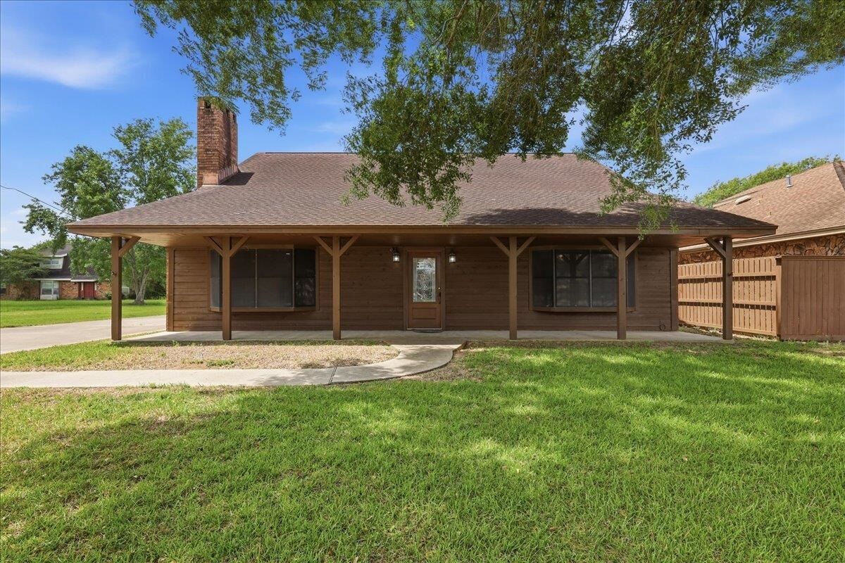 Property Photo:  3105 Price St.  TX 77627 
