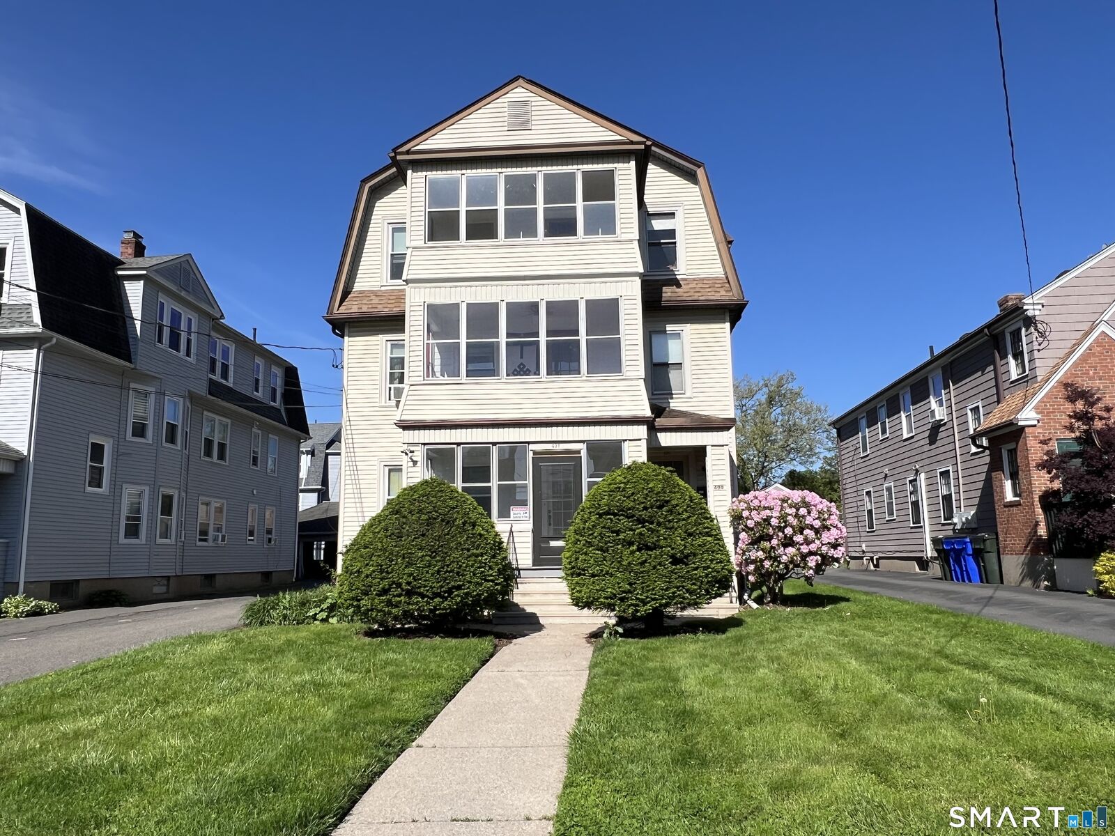 Property Photo: 497 Prospect Avenue CT 06105
