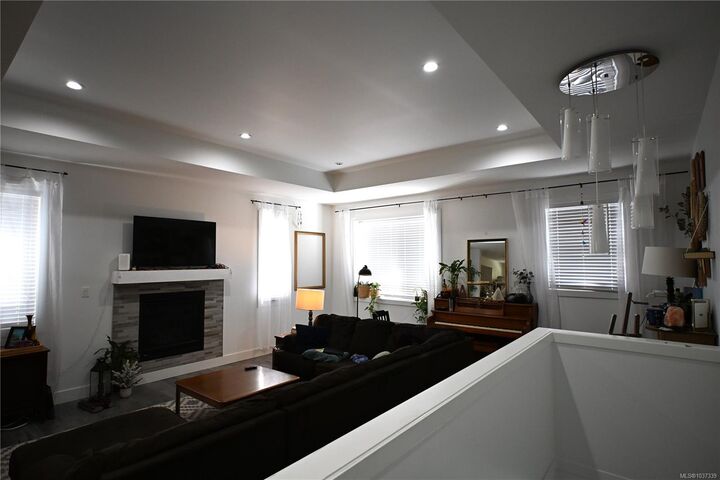 Property Photo:  1656 Roberta Rd S  BC V9X 0B6 
