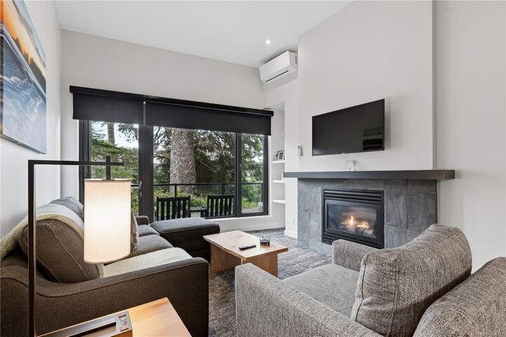 Property Photo:  596 Marine Dr 103  BC V0R 3A0 