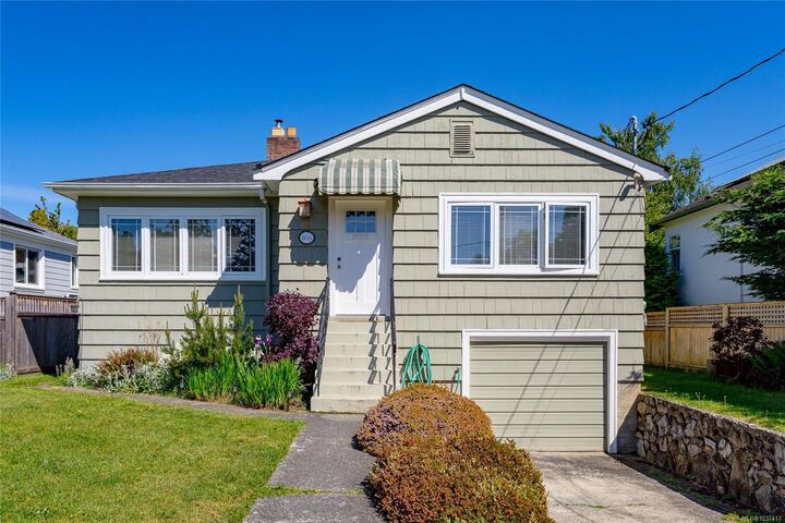 Property Photo:  855 Linkleas Ave  BC V8S 5C4 