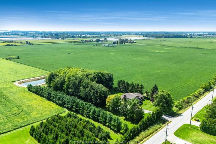 Property Photo: 863 Road 6 East ON N0P 2G0