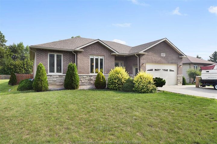 Property Photo: 21107 McLean Road ON N0P 2P0