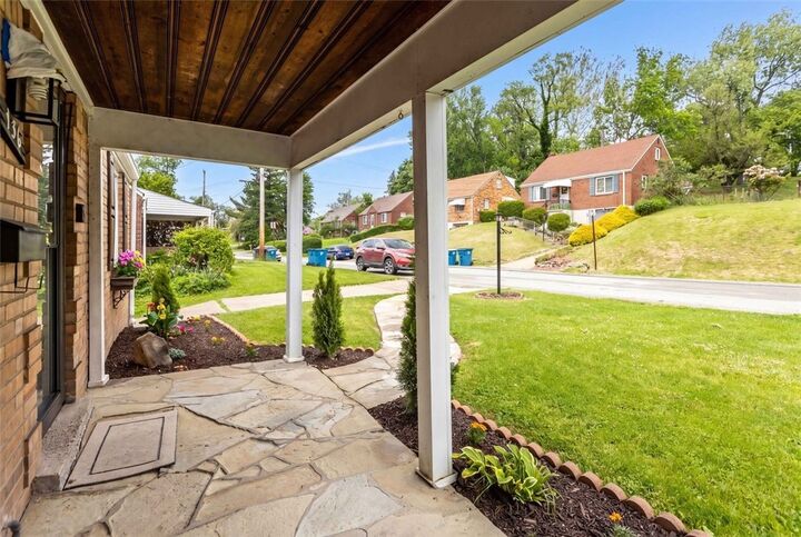 Property Photo:  136 Harvard Dr  PA 15235 