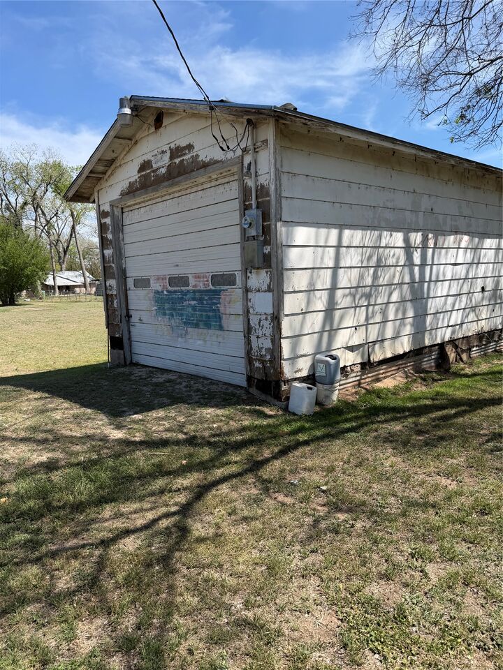 Property Photo:  1603 Man O War Drive  TX 78617 