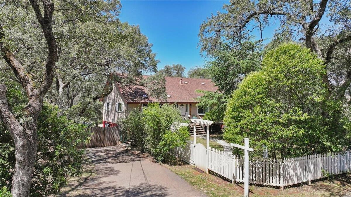Property Photo: 2435 Short Lane CA 95603