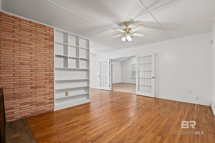 Property Photo:  359 Wisteria Street  AL 36532 