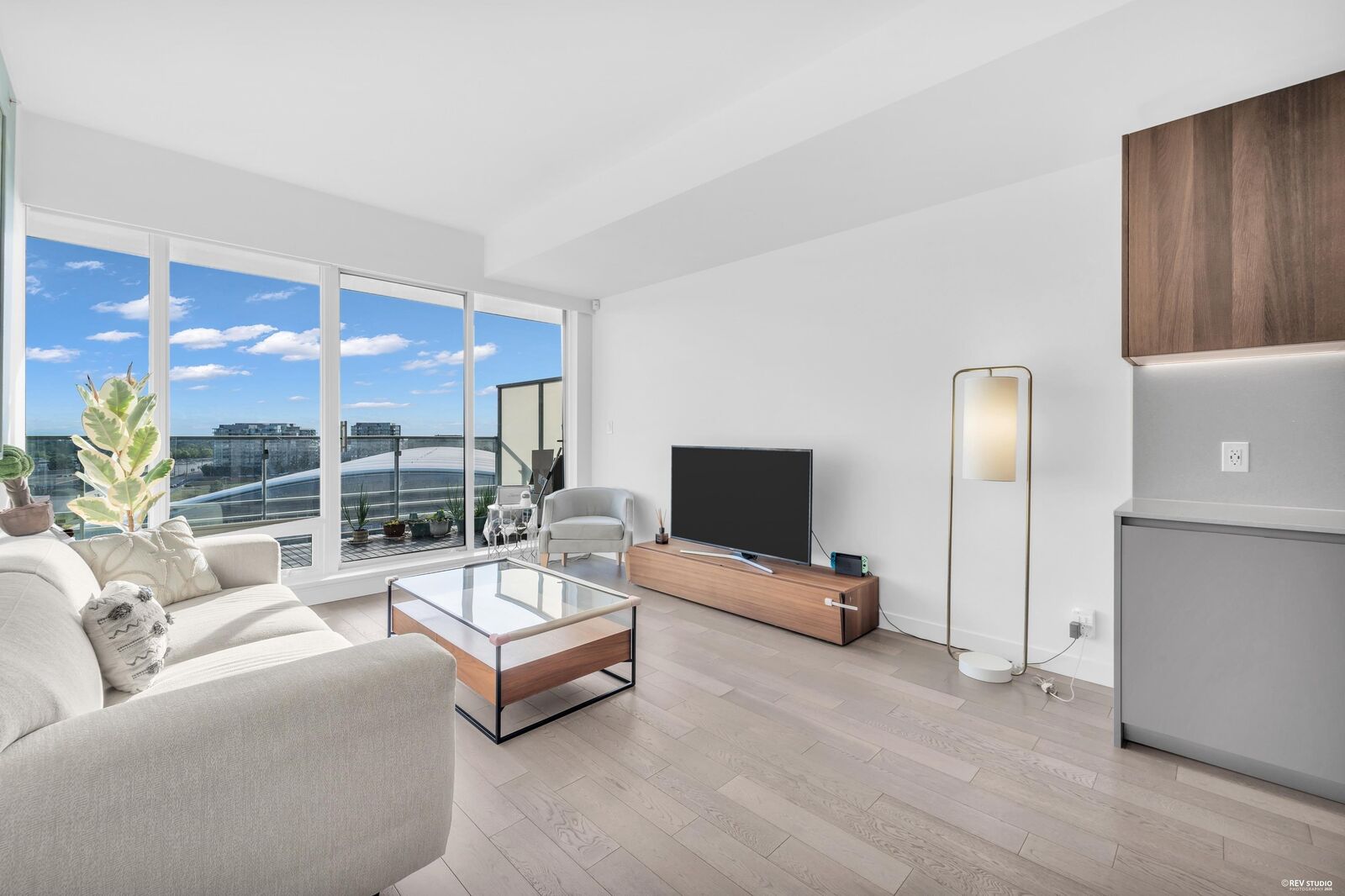 Property Photo: 6622 Pearson Way 1003 BC V7C 0E4