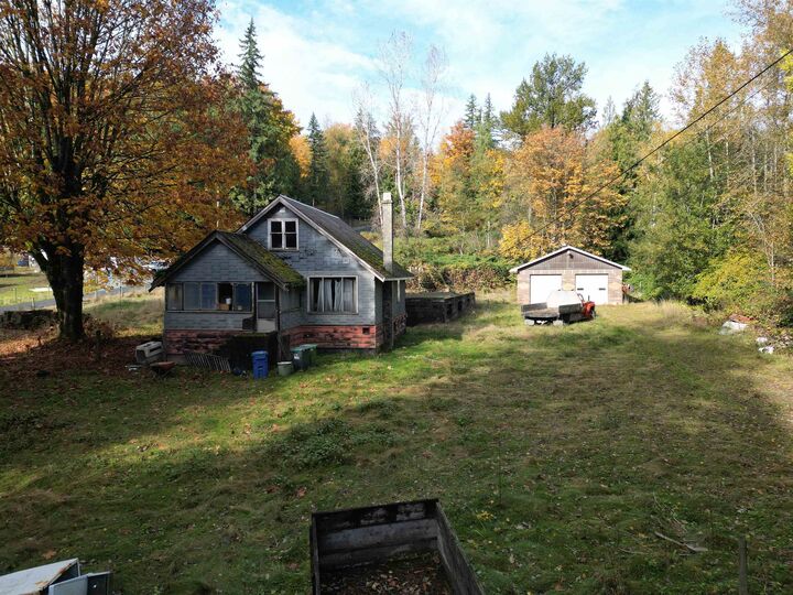 Property Photo: 36413 Dawson Road BC V3G 2L1