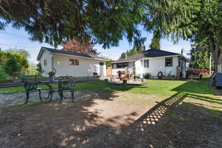 Property Photo: 46054 King Avenue BC V2P 3B5