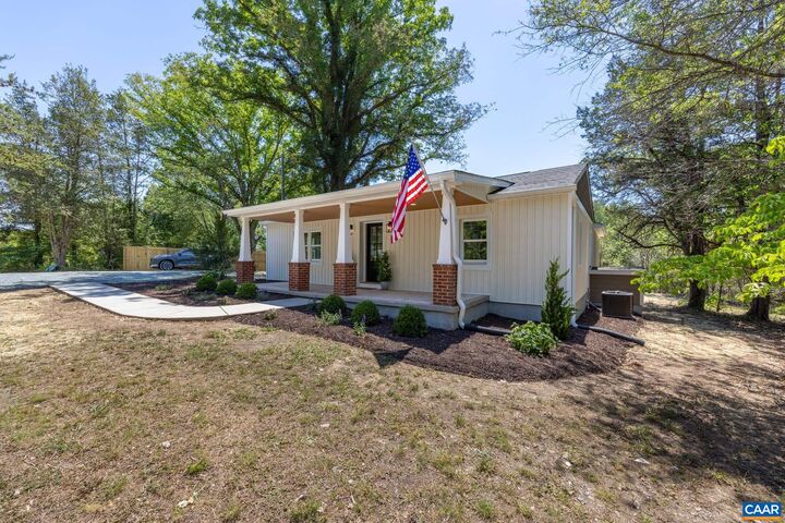 Property Photo: 2155 Thomas Jefferson Dr VA 22902