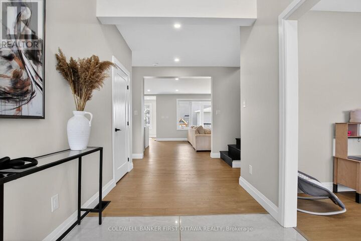 Property Photo:  207 Owen Lucas Street  ON K7S 3G8 
