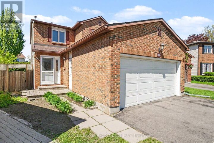 Property Photo:  1809 Brousseau Crescent  ON K1C 2Y5 
