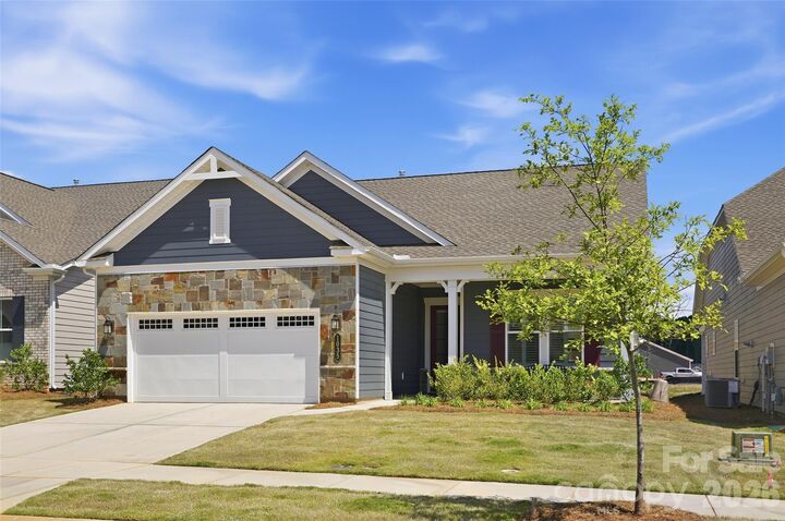 Property Photo: 1035 Rabbit Hill Lane NC 28110
