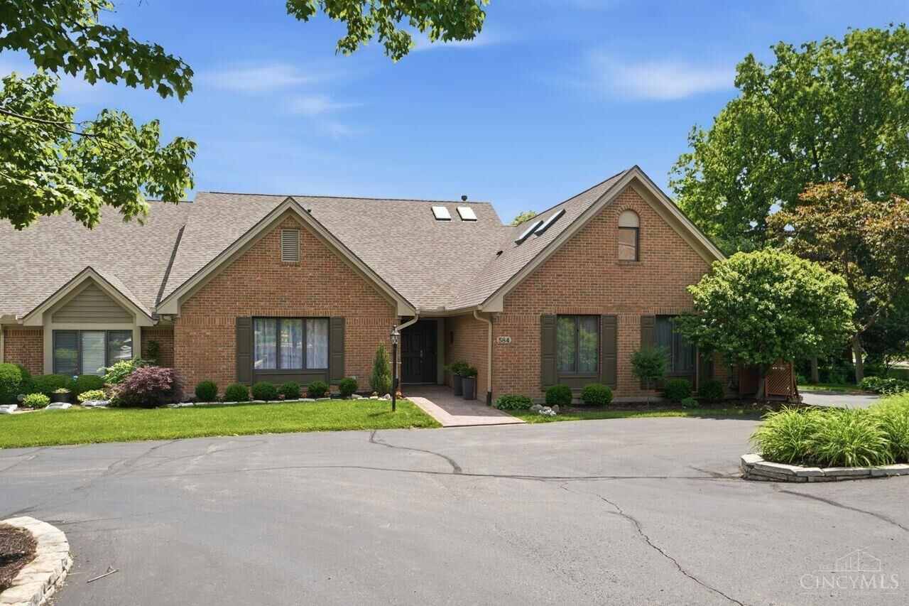 Property Photo:  584 Cottingwood Court  OH 45429 