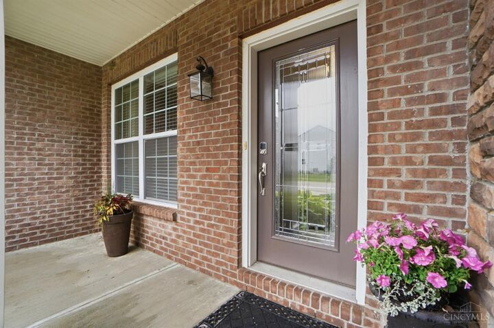Property Photo: 7673 Hempston Circle OH 45039