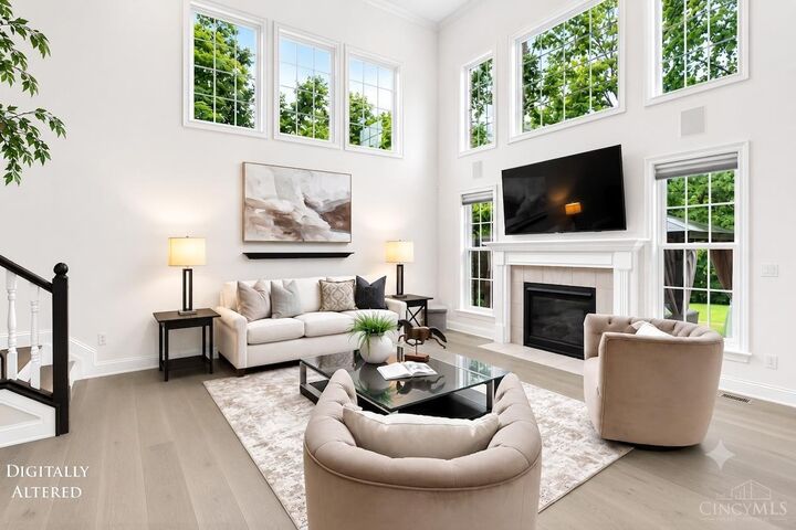 Property Photo: 431 Trailview Court OH 45244
