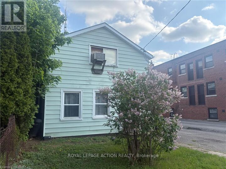 Property Photo:  13 Sheridan Street  ON N3T 2P7 