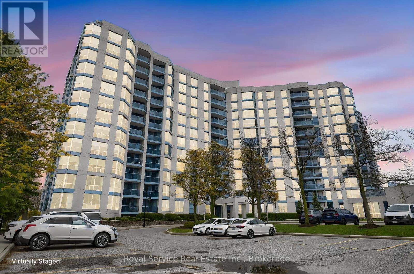 Property Photo: 360 Watson Street West 910 ON L1N 9G2