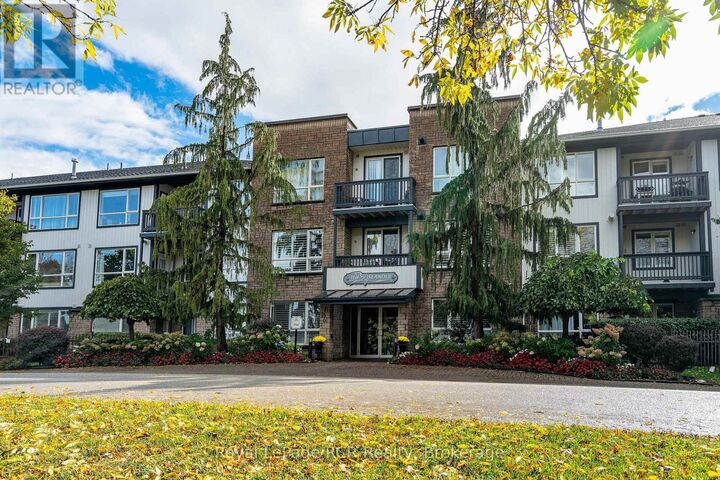 Property Photo:  750 Johnston Park Avenue 2006  ON L9Y 5C7 
